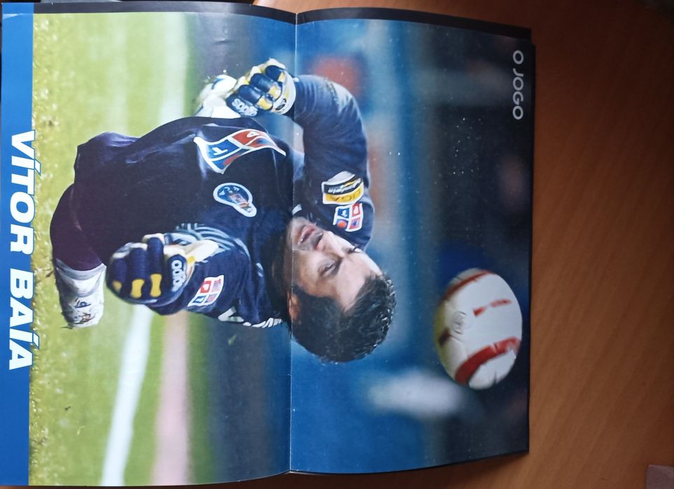 Livro de Ouro FC Porto inclui posters