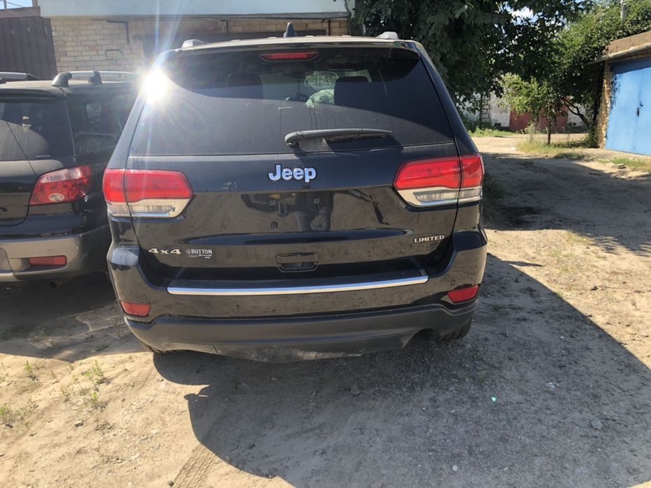 Разборка запчасти jeep grand cherokee WK2