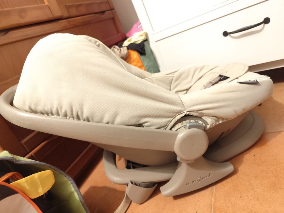 Recém nascido pro carro