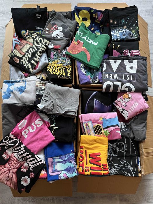 Palety hurtowe odzieży Amazon – zwroty konsumenckie mix rozmiarów ZYSK