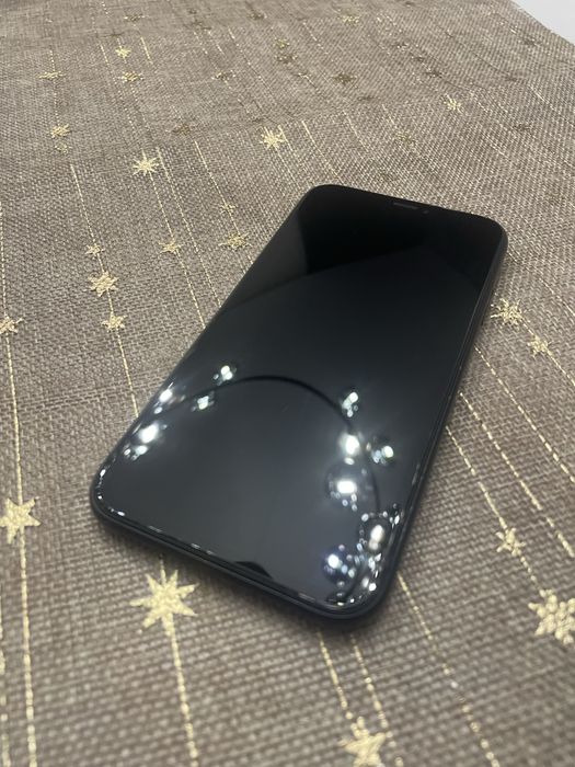 Продам iPhone XR 128 GB