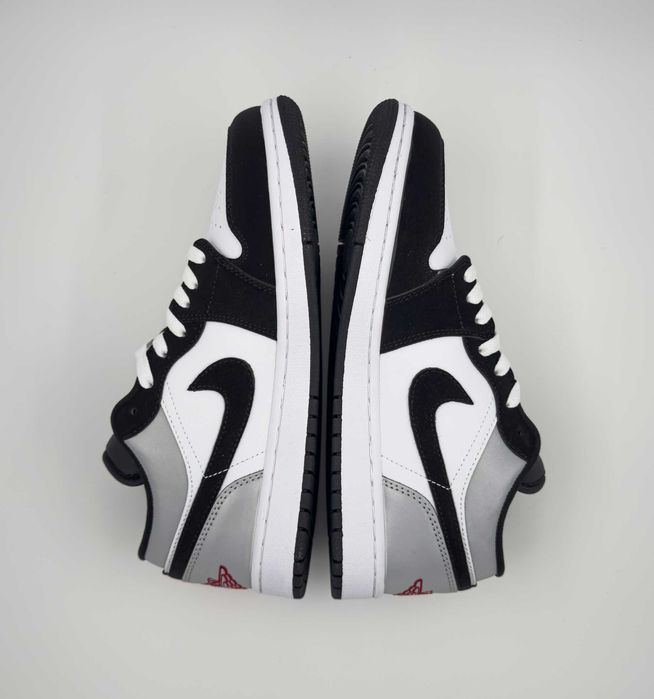 Nike Air Jordan 1 Retro Low OG Black and White Розмір 42