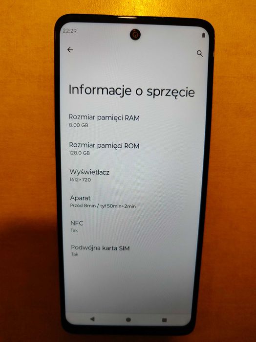 Motorola G24 8/128 Lawendowy stan bdb plus karta SD 32GB