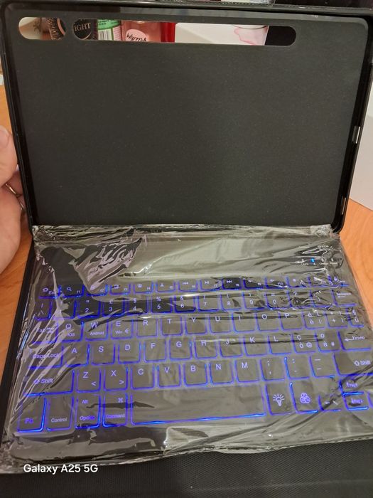 Чохол-клавіатура Keyboard для Samsung Galaxy Tab S8 Plus/ S7 Plus/ S7