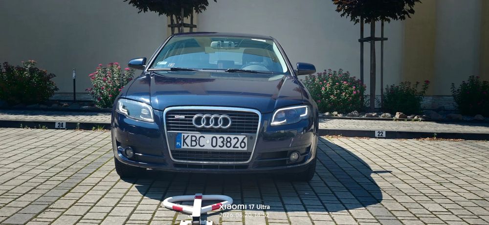 Audi A4 Limousine Audi A4b7 2005r
