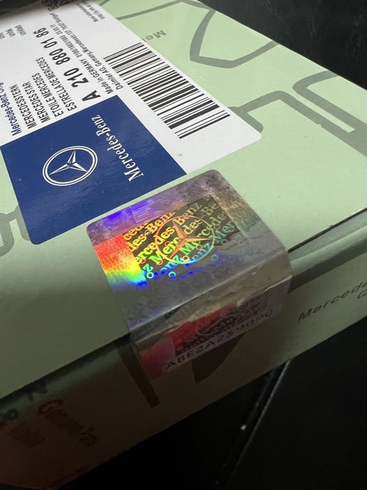 Emblema capot mercedes