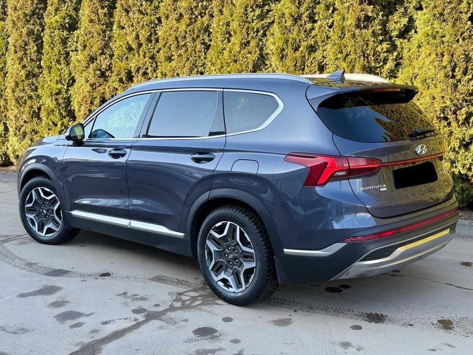 Hyundai Santa Fe 2022 року