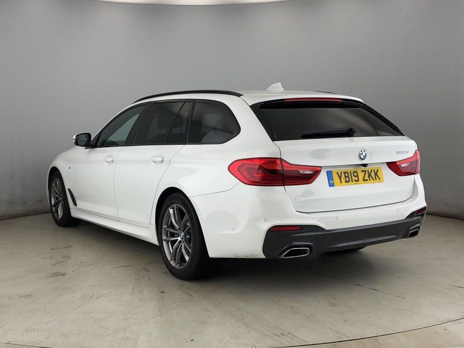 Párachoques Bmw série 5 G30 F90 M5 -- e -- G31 pack M