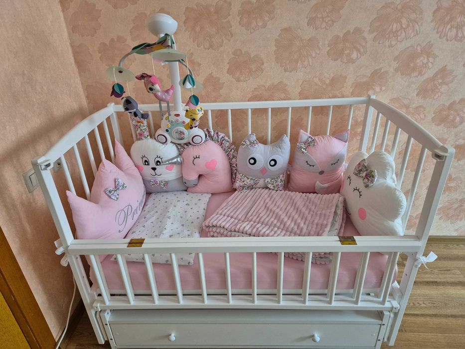 Дитяче ліжечко маятник, з шухлядою та відкидною боковиною