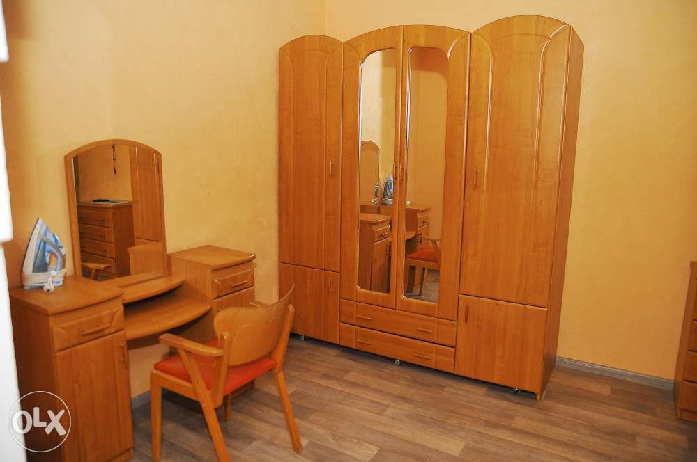 ЧИСТО! Без сторонніх запахів! Не курять!Квартира у ЦЕНТРІ подобово, ві