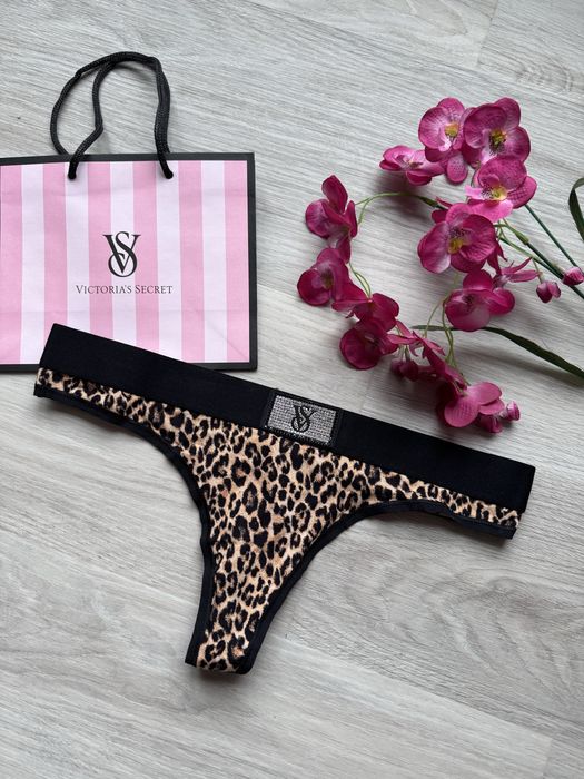 Stringi panterkowe w panterke z kryształkami Victoria’s Secret