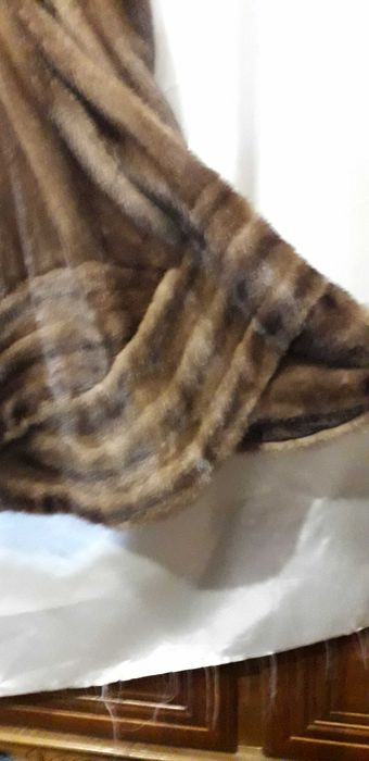 Шубка норкова натуральне хутро