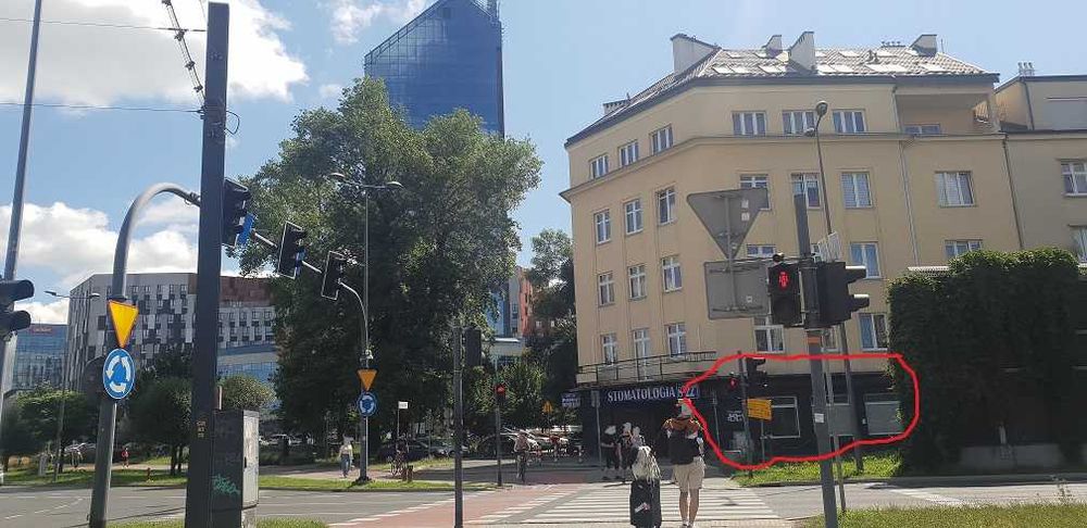 Lokal 43 m2 użytkowy Rondo Grzegórzeckie do wynajęcia.