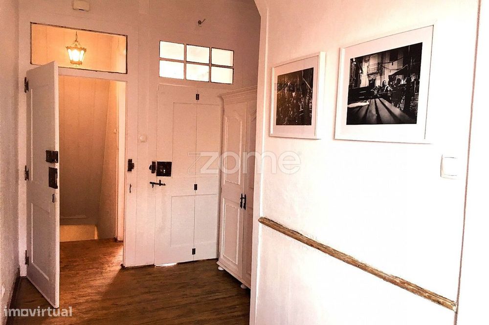 Duplex T1 Remodelado no Coração da Baixa de Setúbal | 90 m²