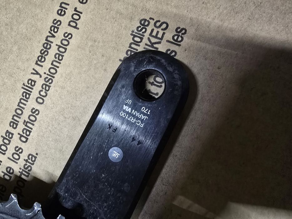Pedaleiro shimano 105 semi novo
