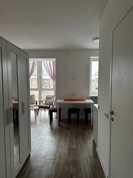 Оренда квартири на Виноградарі, пл Шевченка, Минский массив