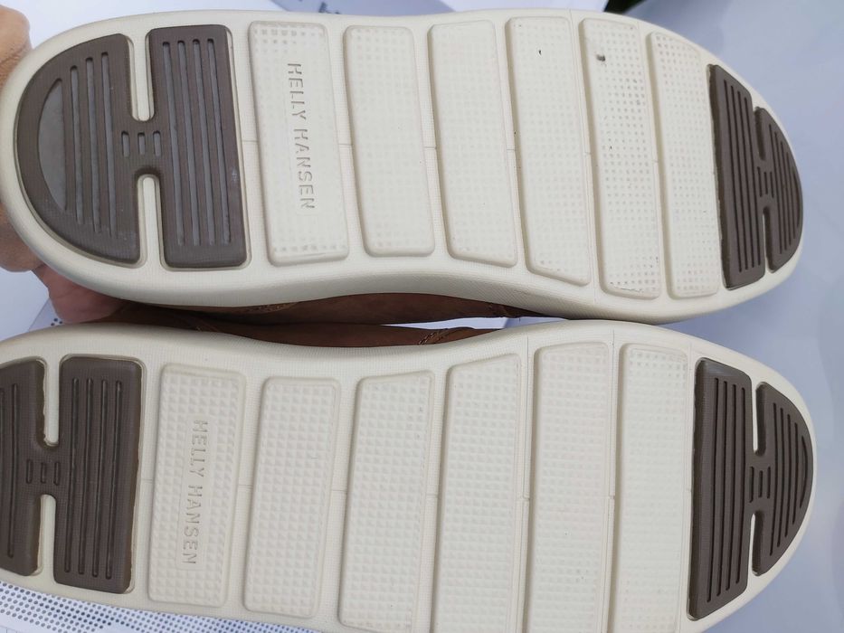 Nowe trapery botki helly hansen brązowe 40