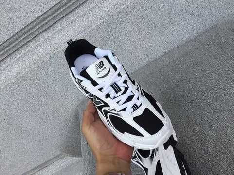 Кросівки NEW BALANCE 530 Black White