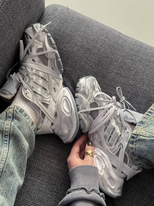 Adidas Vento XLG Deluxe Grey трендові жіночі кросівки на платформі