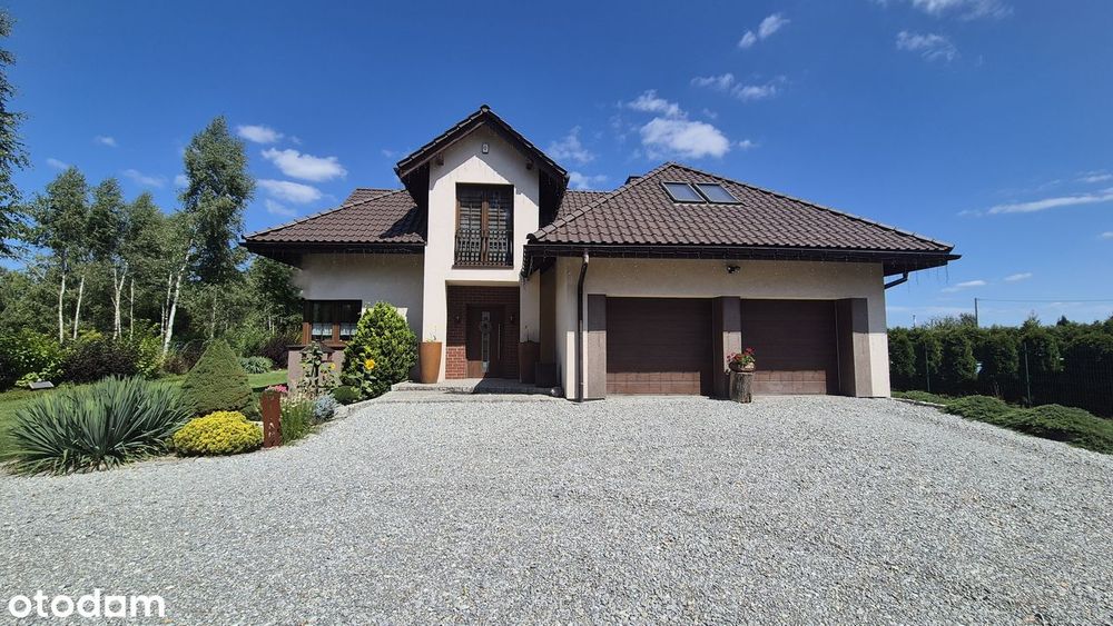 Wyjątkowy dom z dużą działka 3600m2 do zamieszkania.