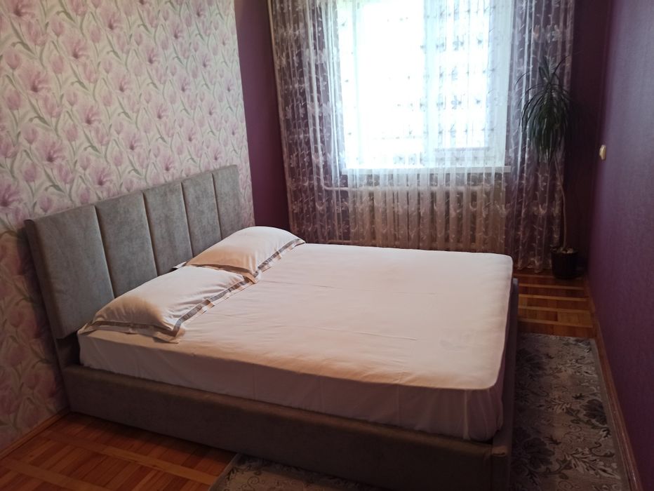 Подобово 3-х кімнатна квартира, р-н вокзалу