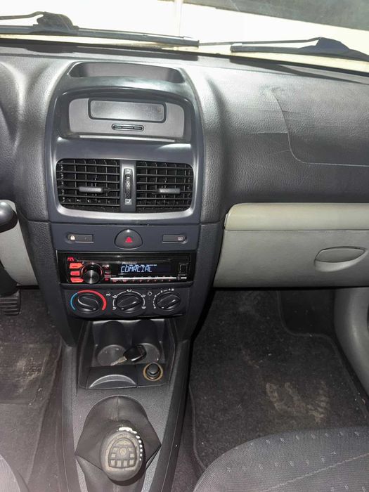 renault clio 1500 dci 2002
