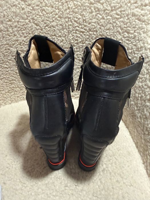 Buty na koturnie L.A.M.B. By Gwen Stefani