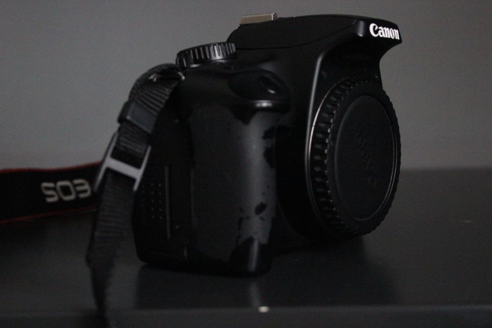 Vendo Canon EOS 1000D