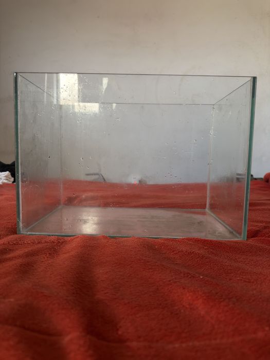 Aquario  otimo estado