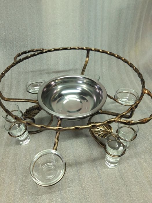 Продам садж кованый лучший подарок +щипцы +крышка.