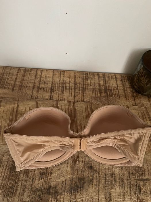 Calvin Klein Beżowy Stanik 75 C Bardotka Biustonosz