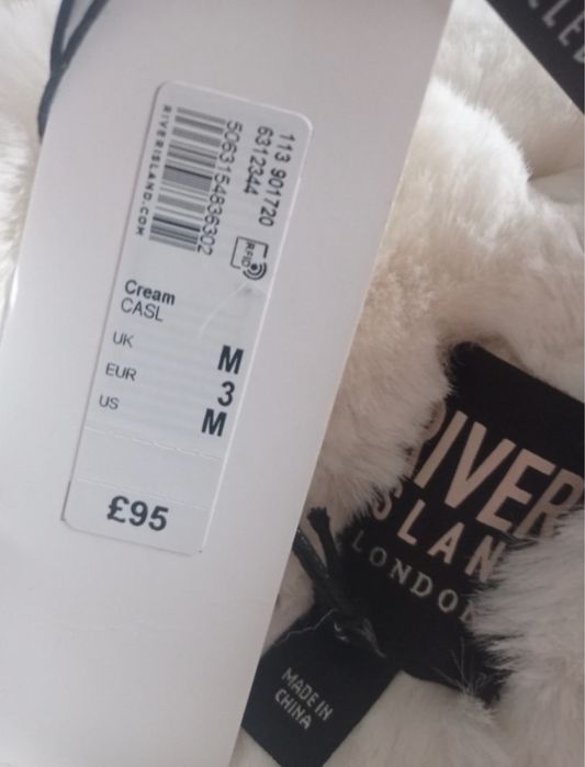 Kremowe futro. River Island. Vintage. Aesthetic. Glamour. Slavic.