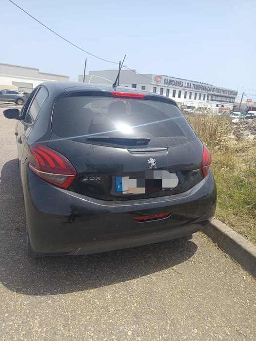 Peugeot 208 1.2  gasolina