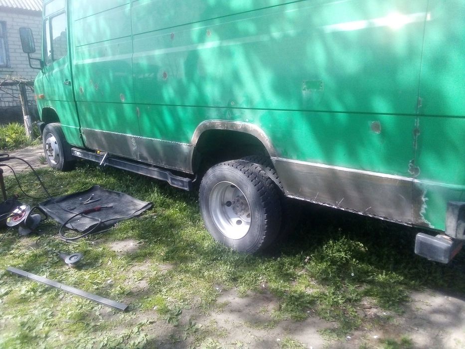 Аргонне зварювання,заміна порогів та інших частин автомобіля