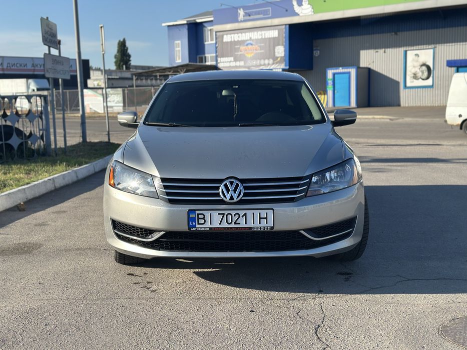 Volkswagen Passat B7 2012 2.5 газ/бензин