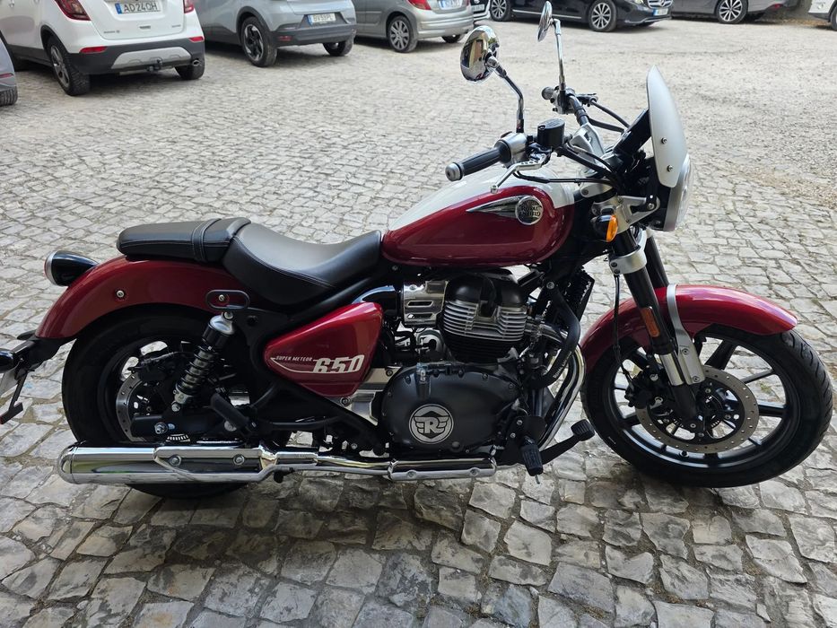 Royal Enfield Super Meteor 650