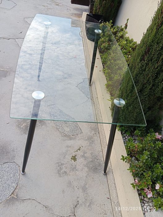 Vendo mesa de vidro nova