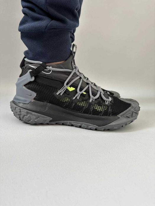 Без передплати Бомбические мужские кроссовки Nike acg Mountain Fly 2