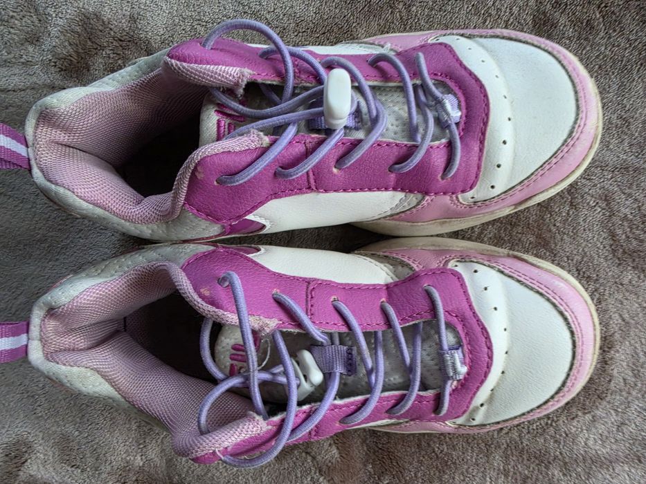 Adidaski dla dziewczynki 31 FILA