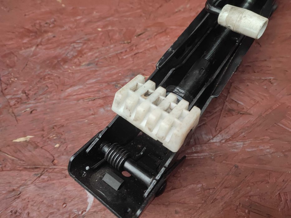 BMW E39 ORYGINALNY Lewarek podnoszenia auta / podnośnik w bdb  OEM