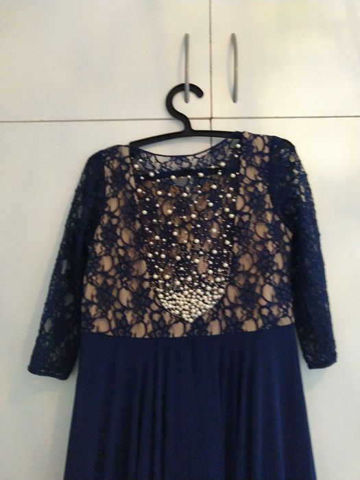 Vestido de gala/cerimónia trabalhado