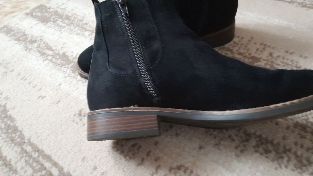 Sprzedam botki damskie