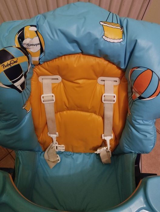 Продам дитячий стільчик для годування  BabyOno