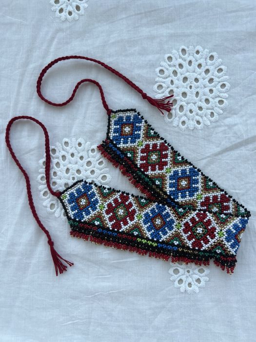 Силянка стійка / чокер з бісеру