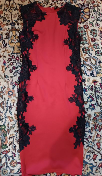 Червоне плаття 44-46