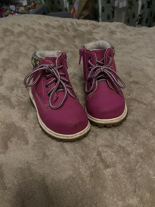 Ботінки дитячі для дівчинки