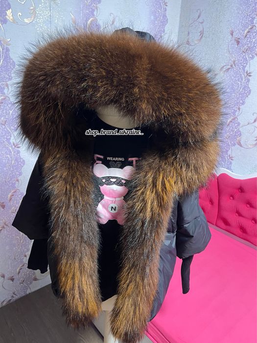 Пуховик з натуральним хутром