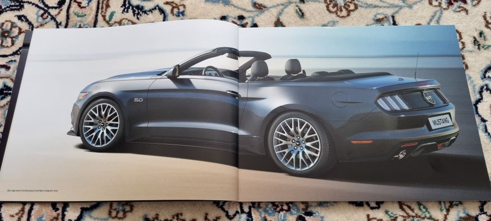 2016 Ford Mustang na innej Audi, Lexus, BMW, Porsche, AMG, Dodge
