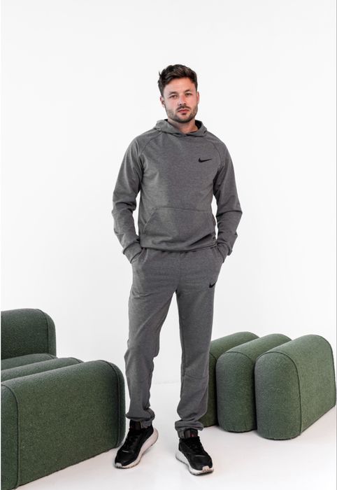 Чоловічі трикотажні штани