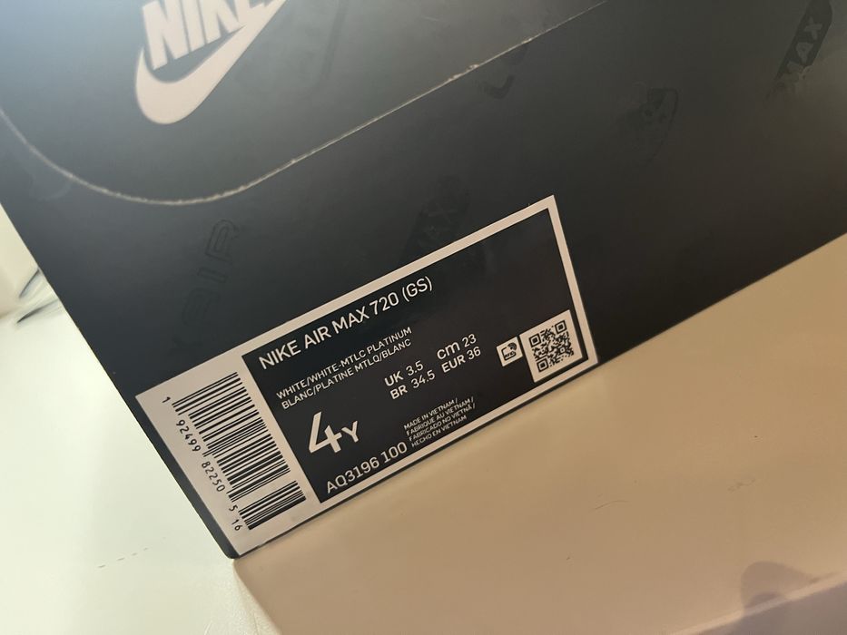 Ténis Nike Air Max 720